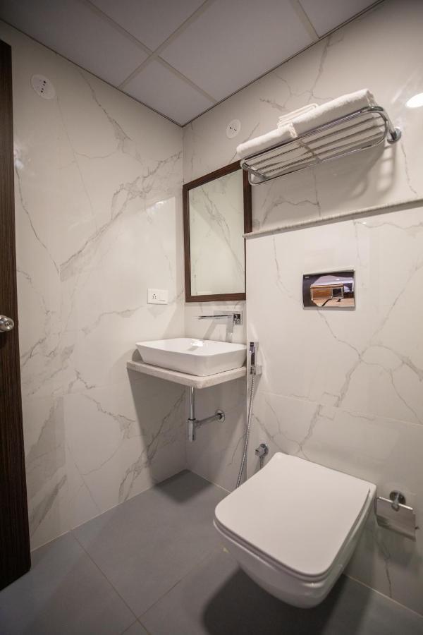 Hotel Silver Cle Haydarabad Dış mekan fotoğraf
