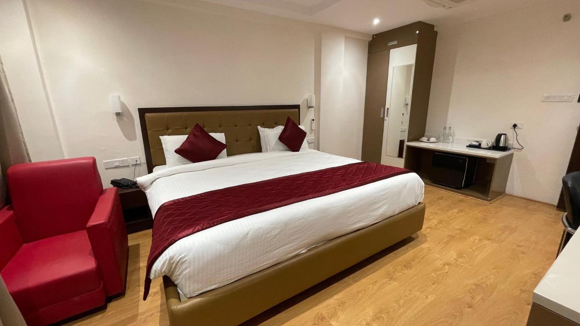 Hotel Silver Cle Haydarabad Dış mekan fotoğraf