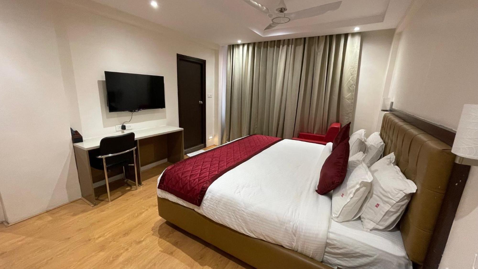 Hotel Silver Cle Haydarabad Dış mekan fotoğraf
