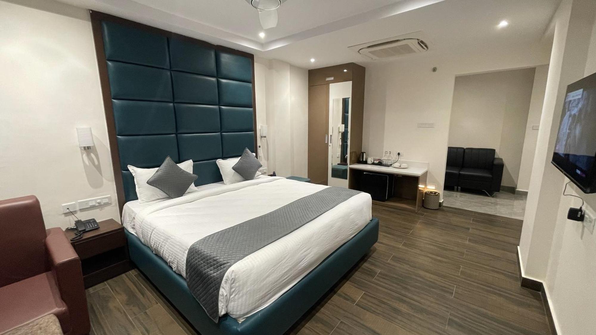Hotel Silver Cle Haydarabad Dış mekan fotoğraf